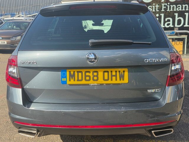 Skoda Octavia Octavia 1.0 Tsi 115Ps S Hatchback1968 Skoda White #9