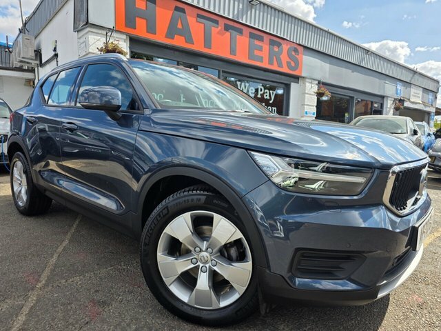 Volvo XC40 T3 Momentum Suv Blue
