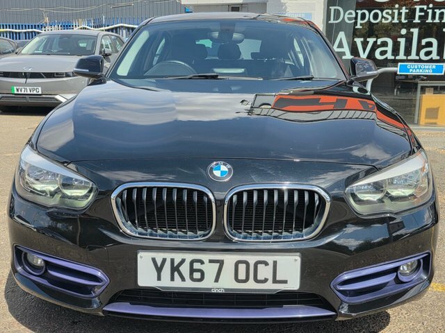 BMW 1 Series 116D Sport Hatchback Black #4