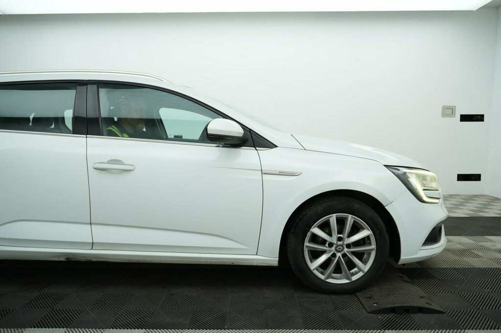 Renault Megane 1.5L Dynamique Nav White #3