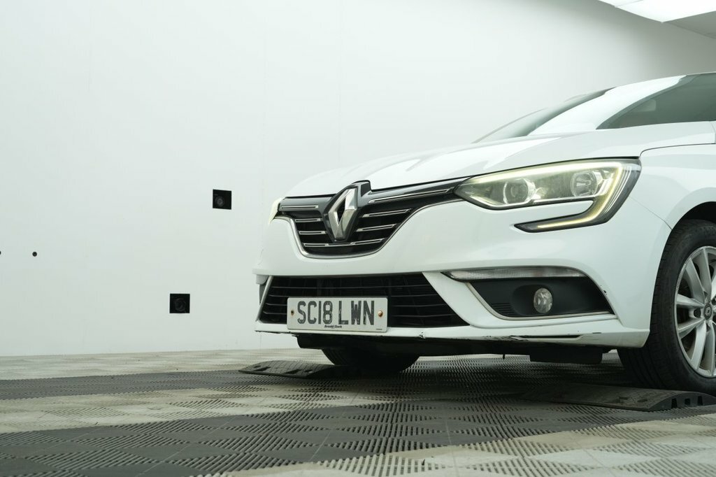 Renault Megane 1.5L Dynamique Nav White #6