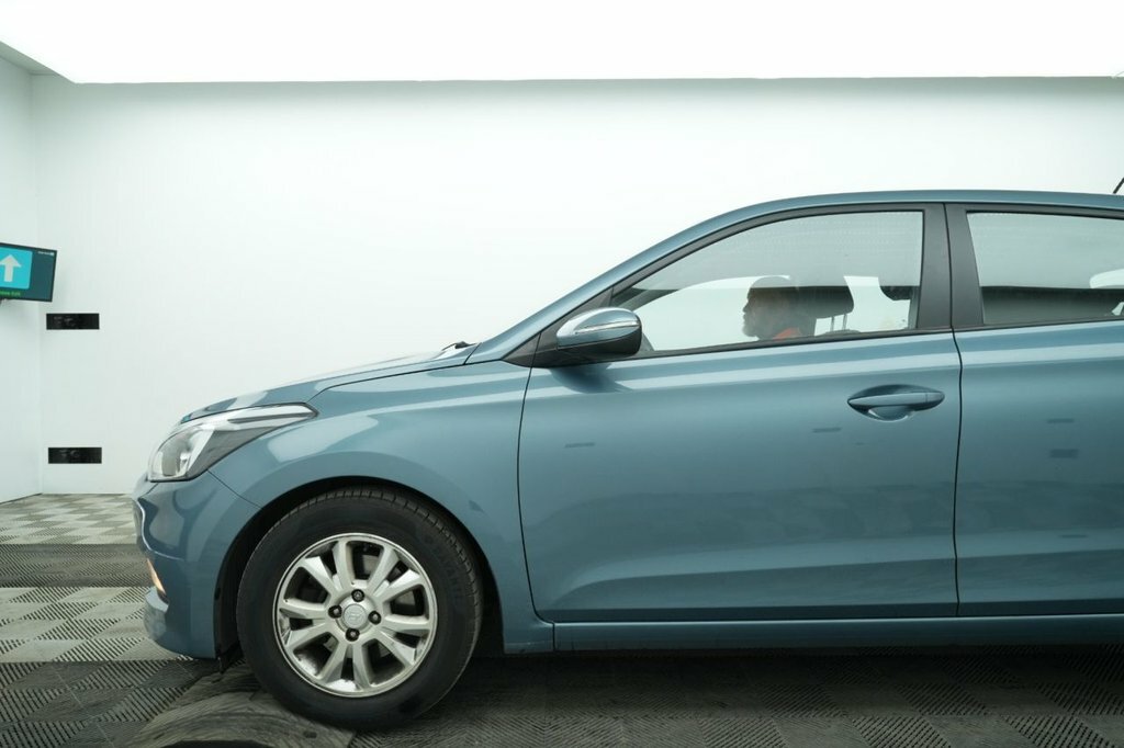 Hyundai I20 1L Se Blue #4