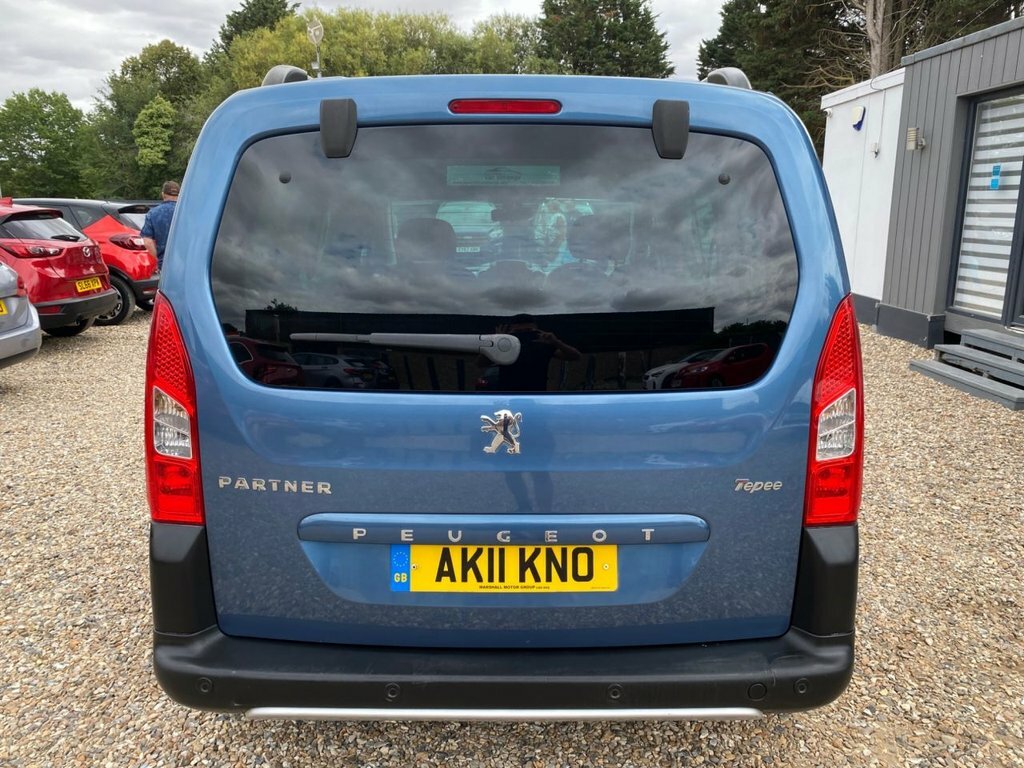 Peugeot Partner Tepee 1.6L Tepee Outdoor Blue #4