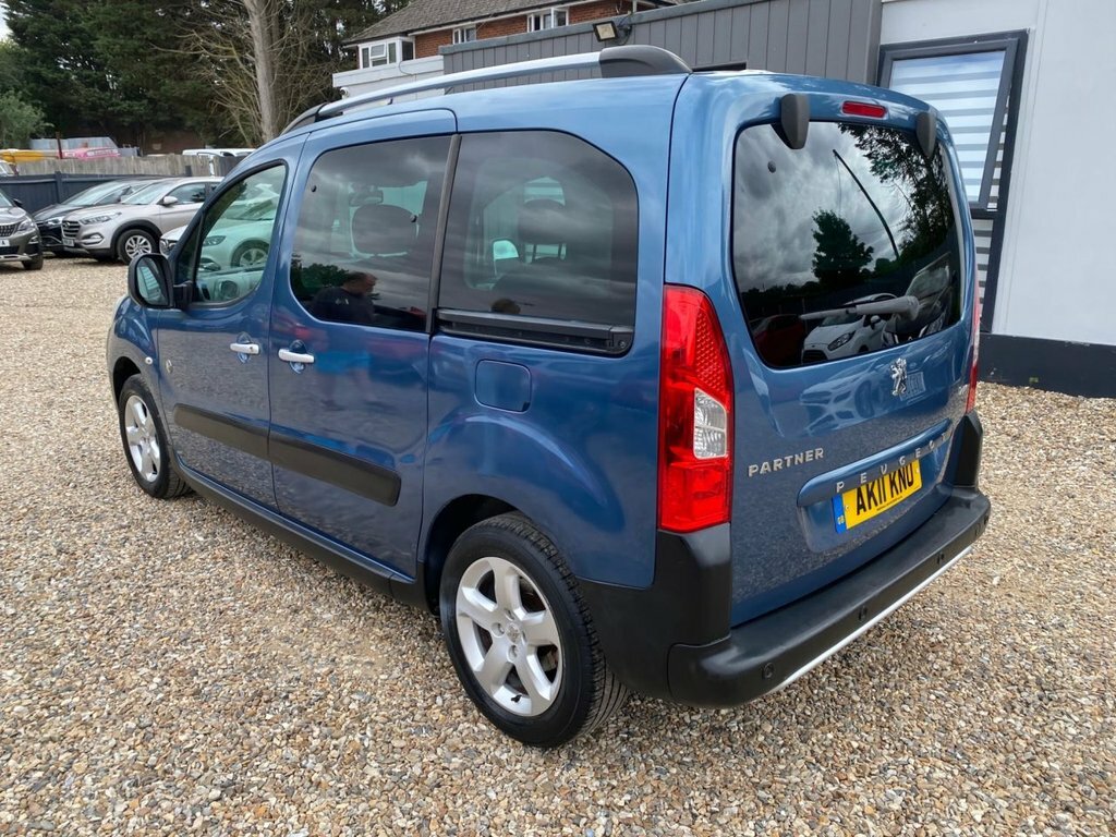 Peugeot Partner Tepee 1.6L Tepee Outdoor Blue #5