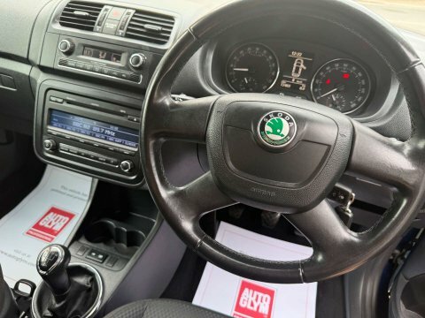 Skoda Fabia 1.4 Tdi Pure Drive Scout Silver #11