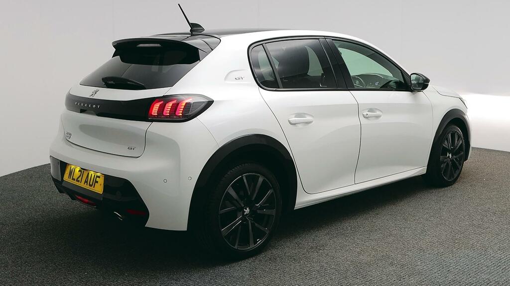 Peugeot 208 Puretech Allure Premium Ss White #3