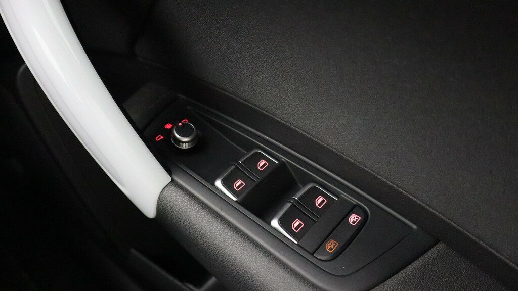 Audi A1 1.4 Tfsi Sport Sportback S Tronic Euro 6 Ss Black #22