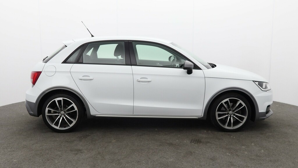 Audi A1 1.4 Tfsi Sport Sportback S Tronic Euro 6 Ss Black #2