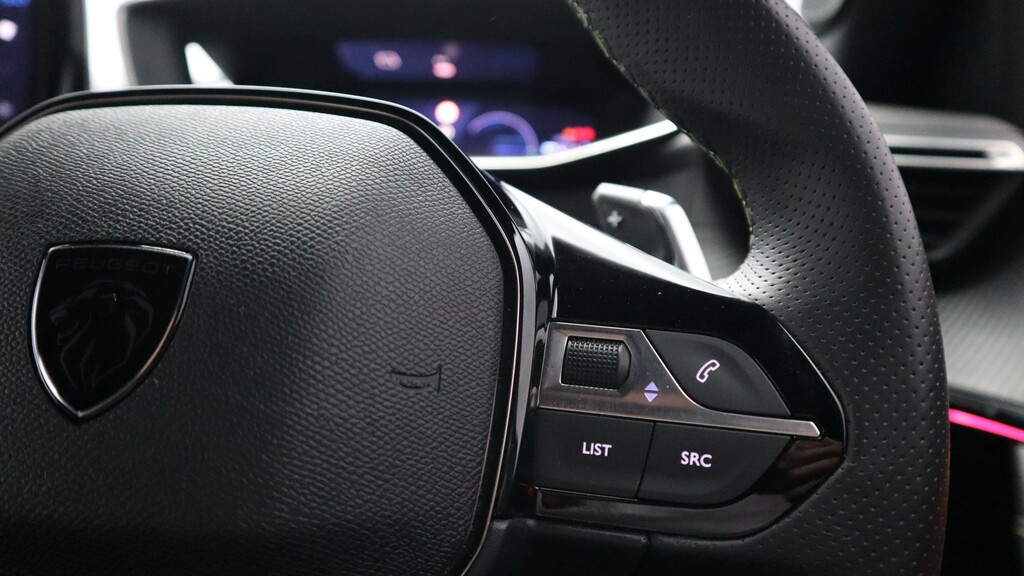 Peugeot 2008 1.2 Hybrid 136 Gt E-dsc6 Black #13