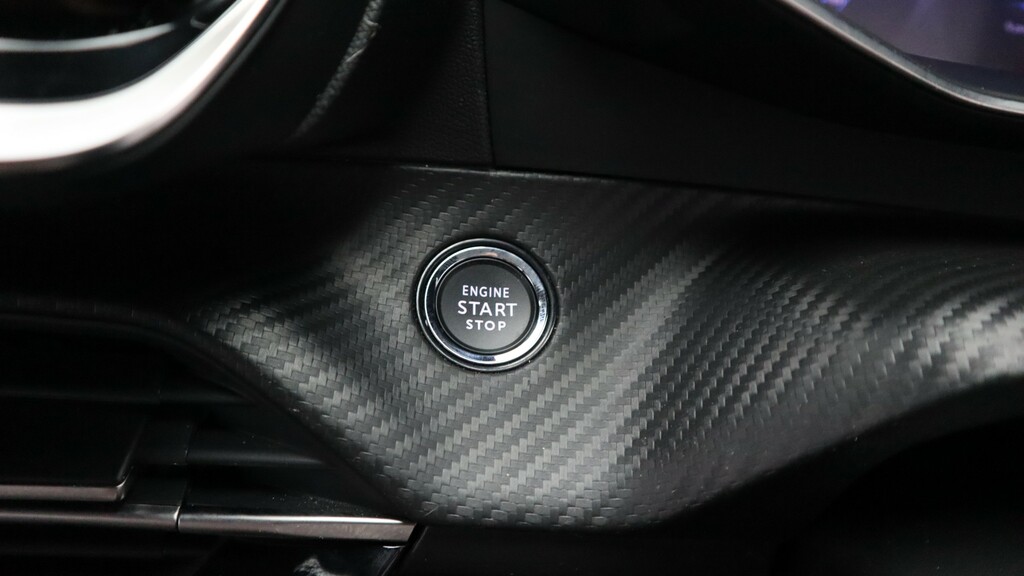 Peugeot 2008 1.2 Hybrid 136 Gt E-dsc6 Black #25