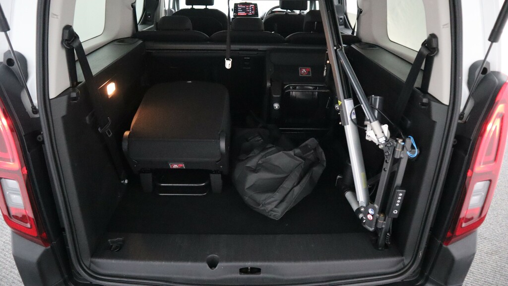 Citroen Berlingo 1.5 Bluehdi Flair M Mpv Euro 6 Ss Grey #25