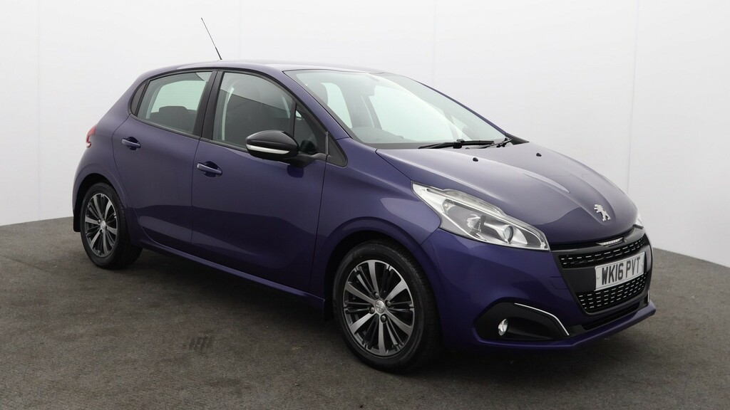 Peugeot 208 1.2 Puretech Xs White Euro 6 Orange #1