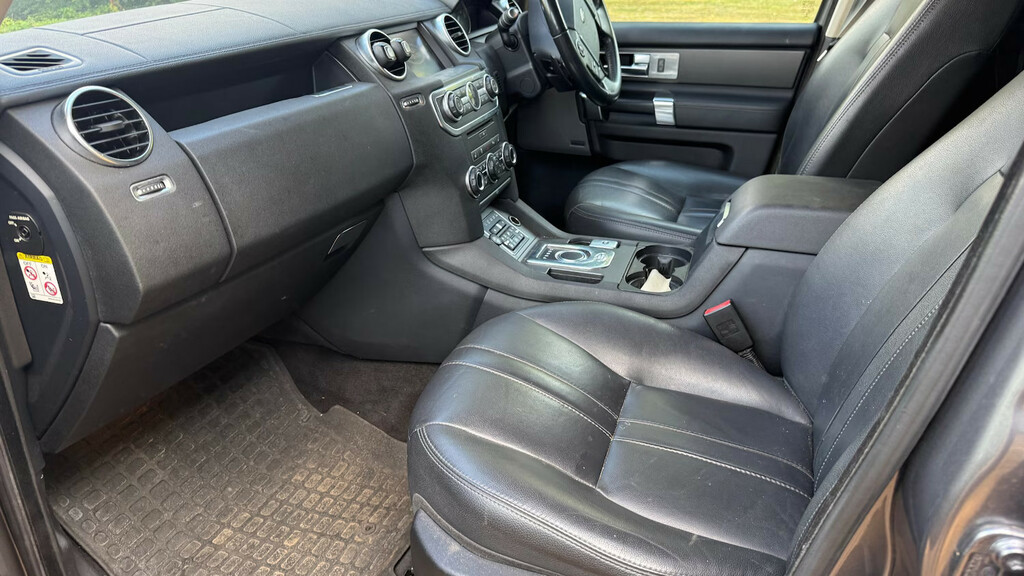 Land Rover Discovery 2.0 Td4 Hse 180 Bhp Grey #8