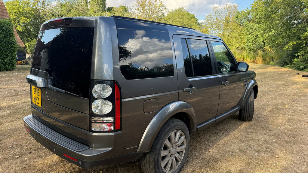 Land Rover Discovery 2.0 Td4 Hse 180 Bhp Grey #7