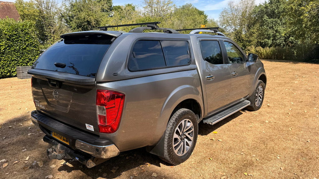 Nissan Navara 2.3 Dci Tekna Pickup Double Cab Grey #7