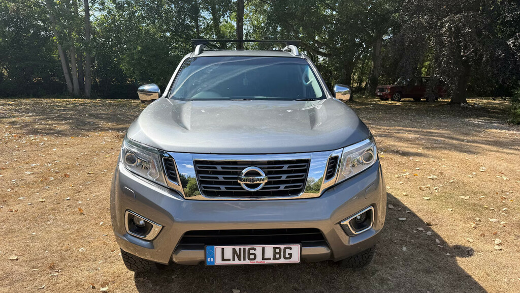 Nissan Navara Double Cab Pick Up Tekna 2.3Dci 190 4Wd Pick Up Di Grey #2