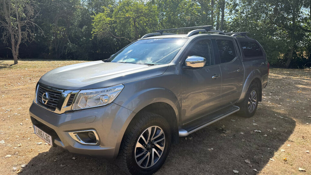 Nissan Navara Double Cab Pick Up Tekna 2.3Dci 190 4Wd Pick Up Di Grey #3
