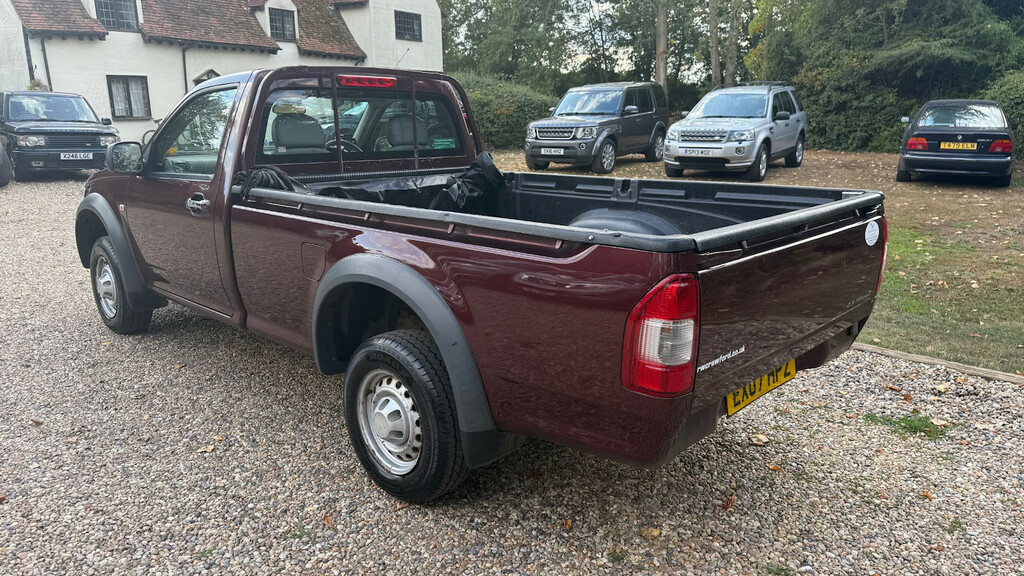 Isuzu Rodeo Single Cab Pick Up Red #4