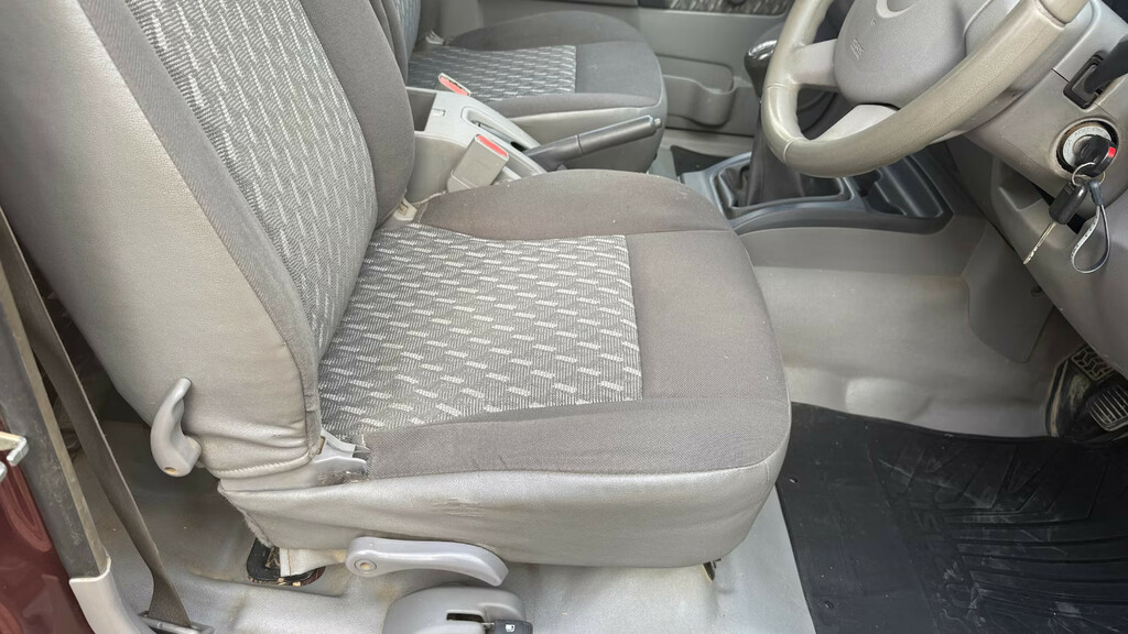 Isuzu Rodeo  Blue #9