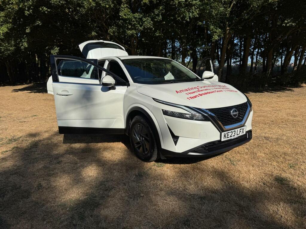 Nissan Qashqai Suv 1.3 Dig-t Mhev Acenta Premium Xtron Euro 6 S White
