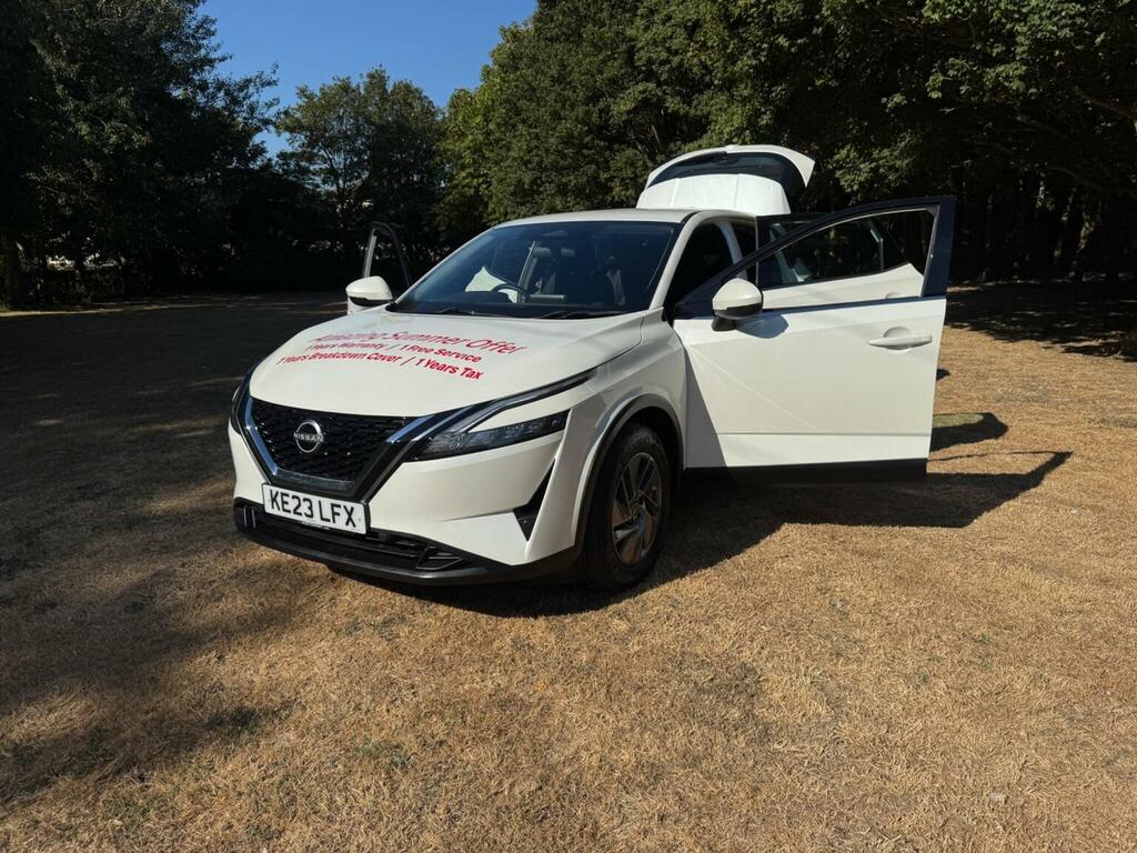 Nissan Qashqai Suv 1.3 Dig-t Mhev Acenta Premium Xtron Euro 6 S White #3