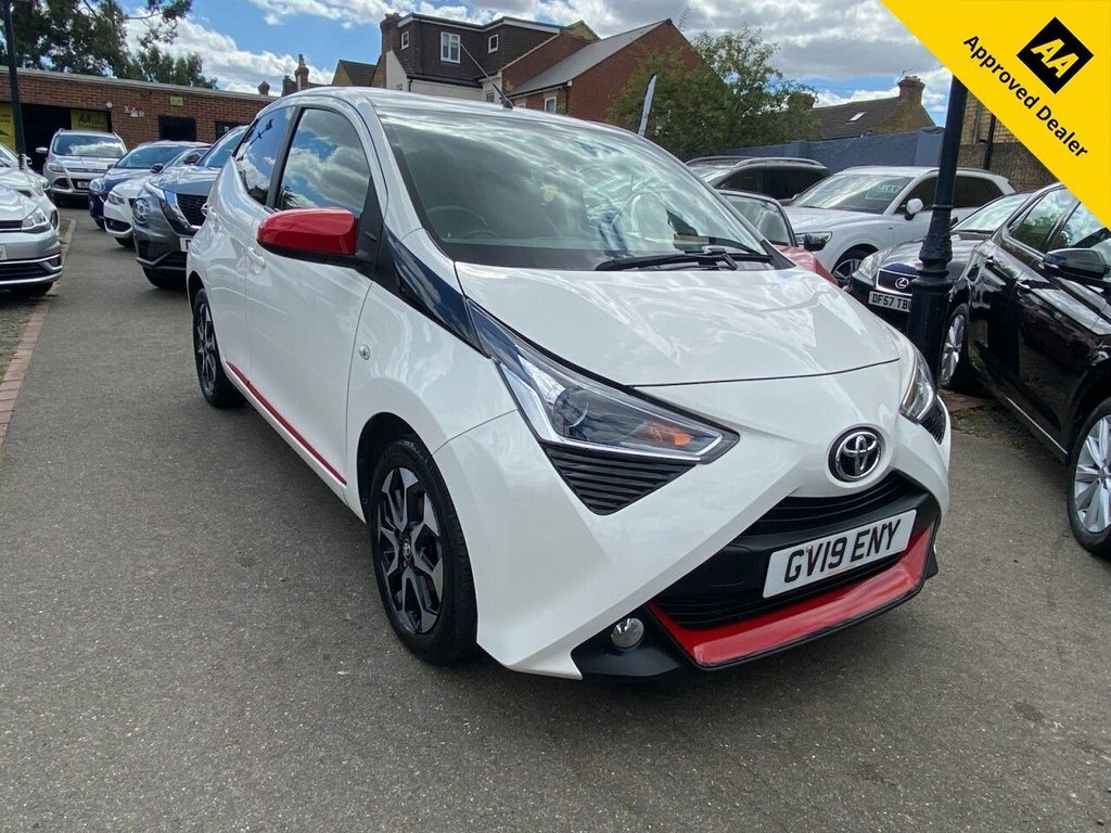 Toyota Aygo 1L X-trend White