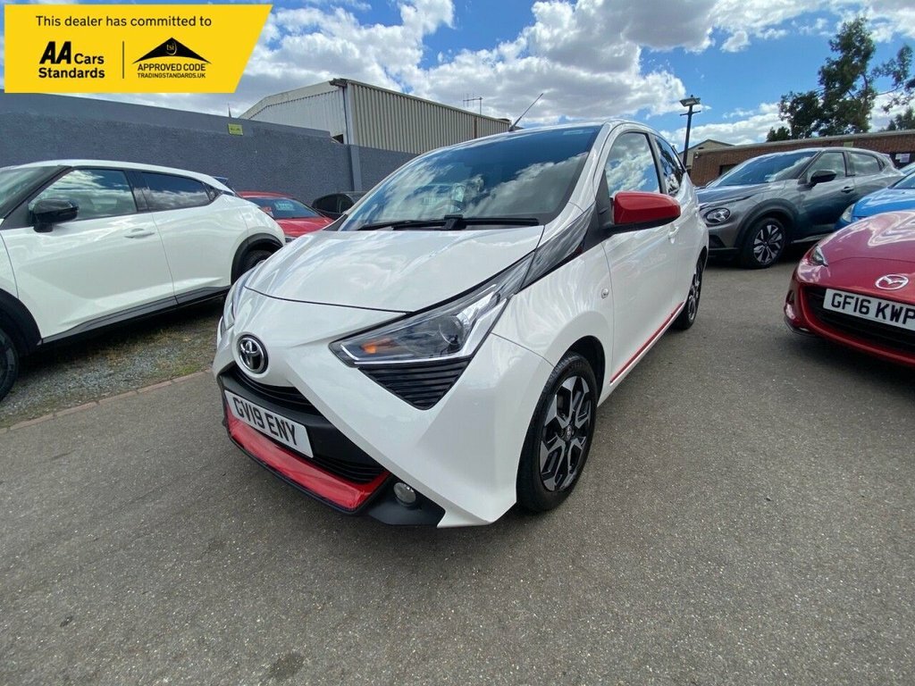 Toyota Aygo 1L X-trend GV19ENY White #3