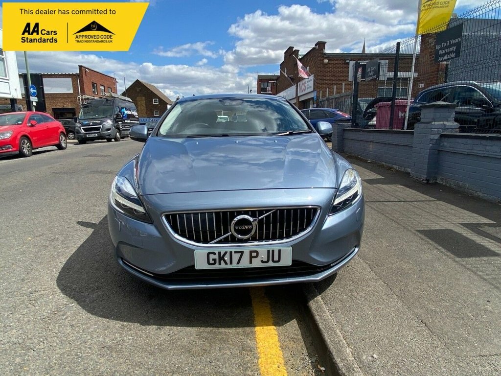 Volvo V40 2L Inscription Blue #2