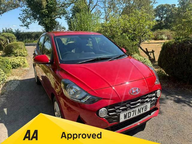 Hyundai I10 Mpi Se Connect Red