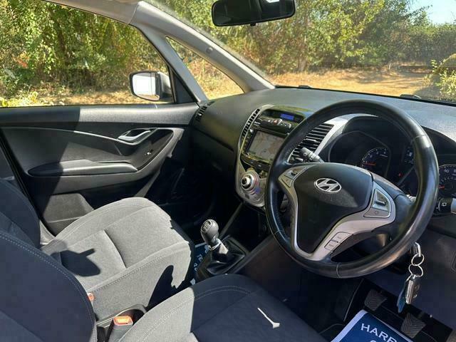 Hyundai Ix20 1.6 Se Nav Hatchback Euro 6 125 White #12