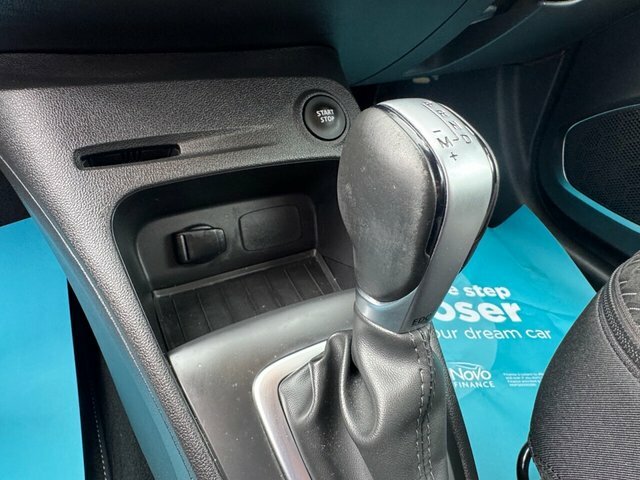 Renault Captur Renault Captur 0.9 Tce 90 Signature X Nav Black #32