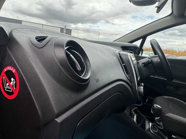 Renault Captur Renault Captur 0.9 Tce 90 Signature X Nav Black #27