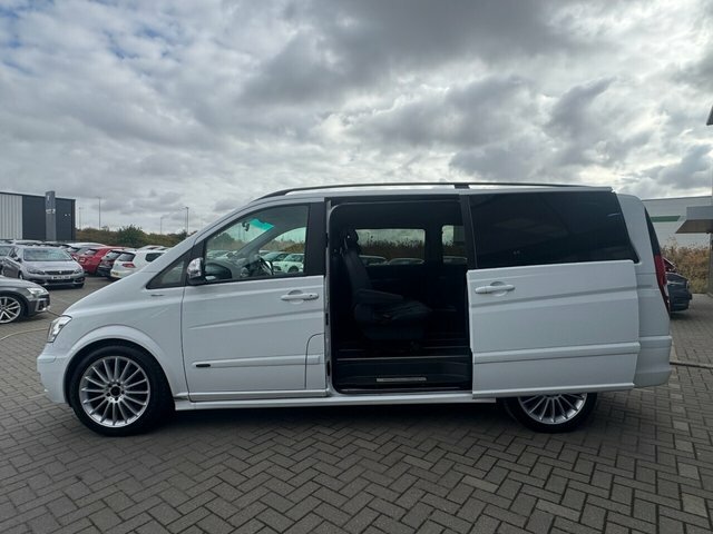 Mercedes-Benz Viano Cdi Ambiente Mpv White #6