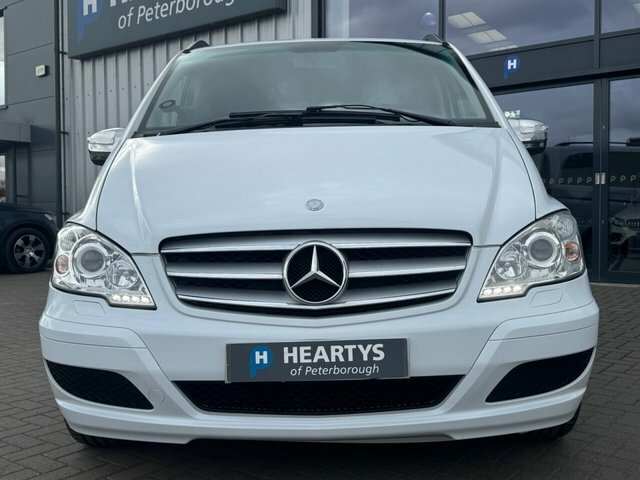 Mercedes-Benz Viano Cdi Ambiente Mpv White #2