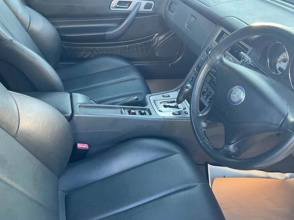 Mercedes-Benz SLK Silver #33