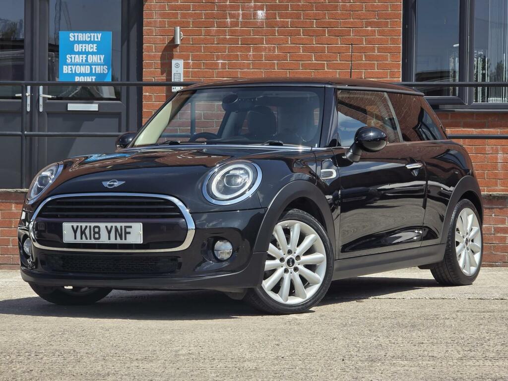 Mini Hatch 1.5 3-Door Hatch Cooper D Black #5