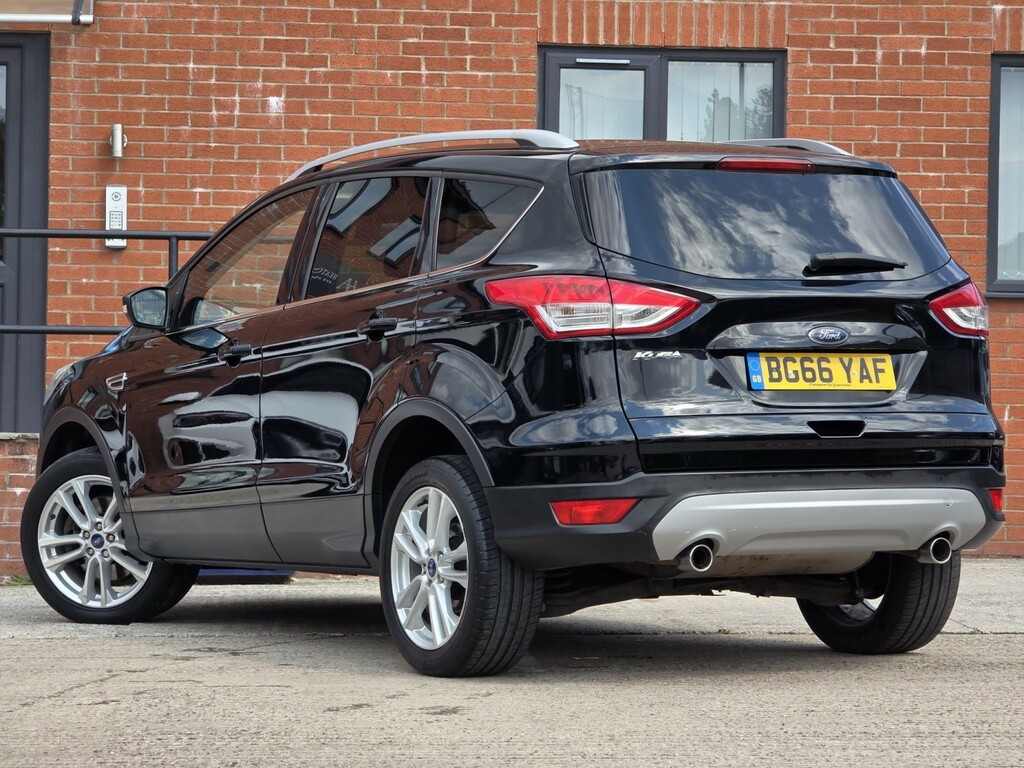 Ford Kuga 2.0 Tdci Titanium X Black #2