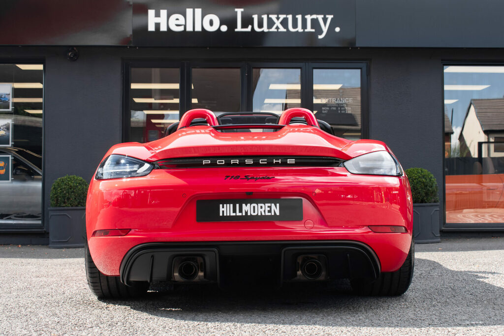 Porsche 718 Spyder 4.0 2dr White #8