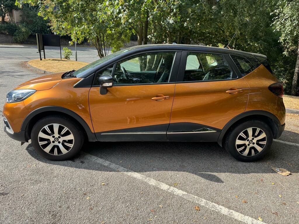 Renault Captur Play Tce Black #2