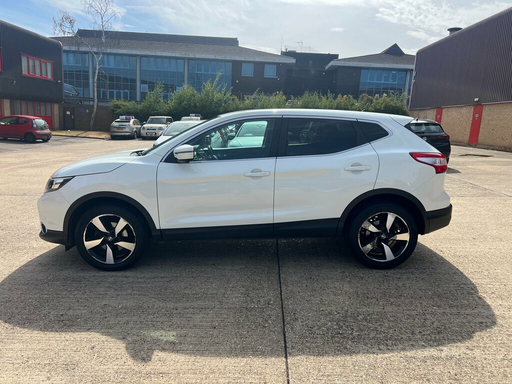 Nissan Qashqai Home Car Detail CX16ZBY #6