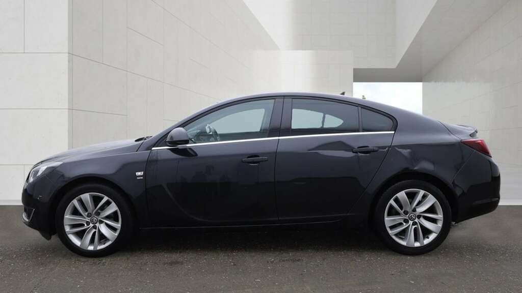 Vauxhall Insignia Home Car Detail #6