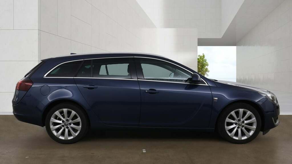 Vauxhall Insignia Home Car Detail Blue #5