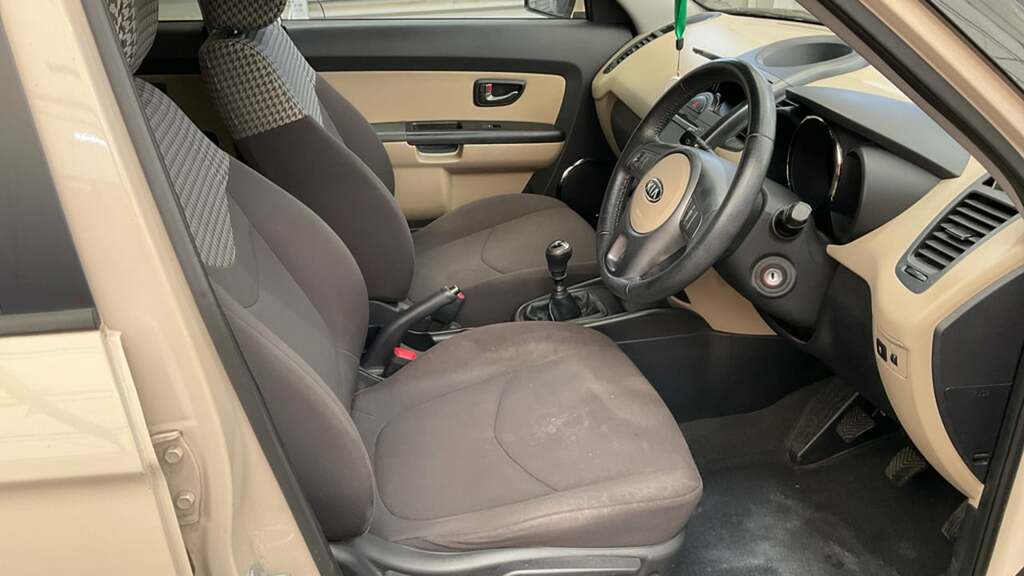 Kia Soul 1.6 2 Crdi Silver #10