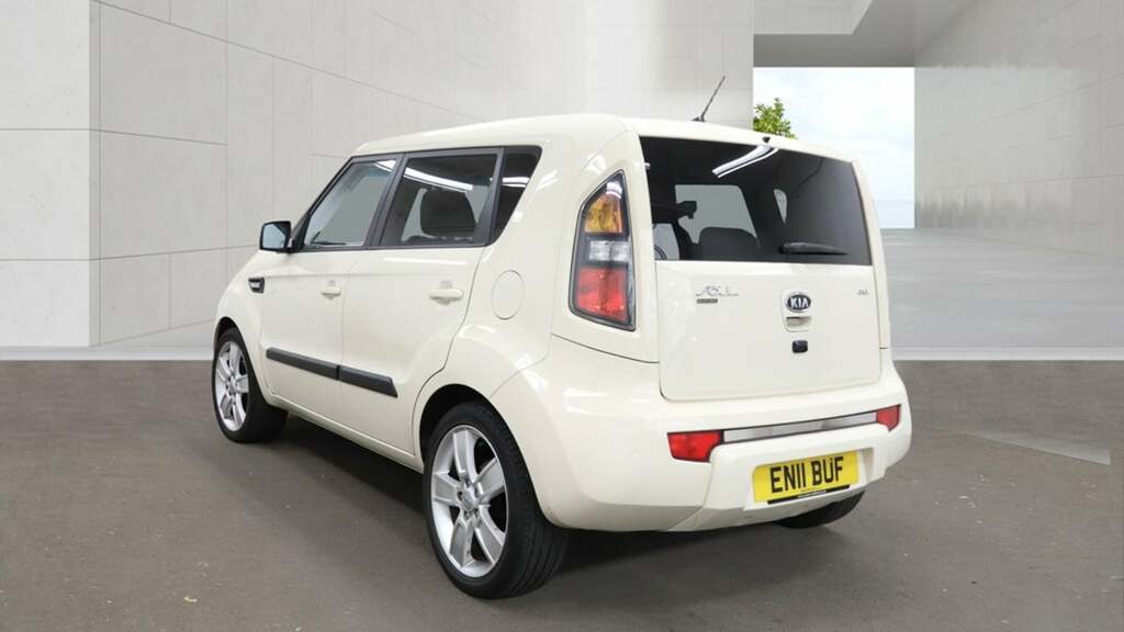 Kia Soul Home Car Detail  #3
