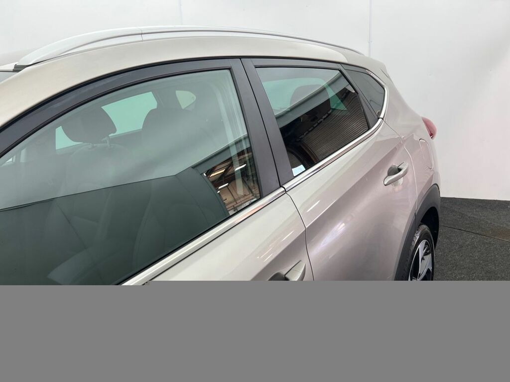 Hyundai Tucson 2.0 Crdi Premium Beige #4