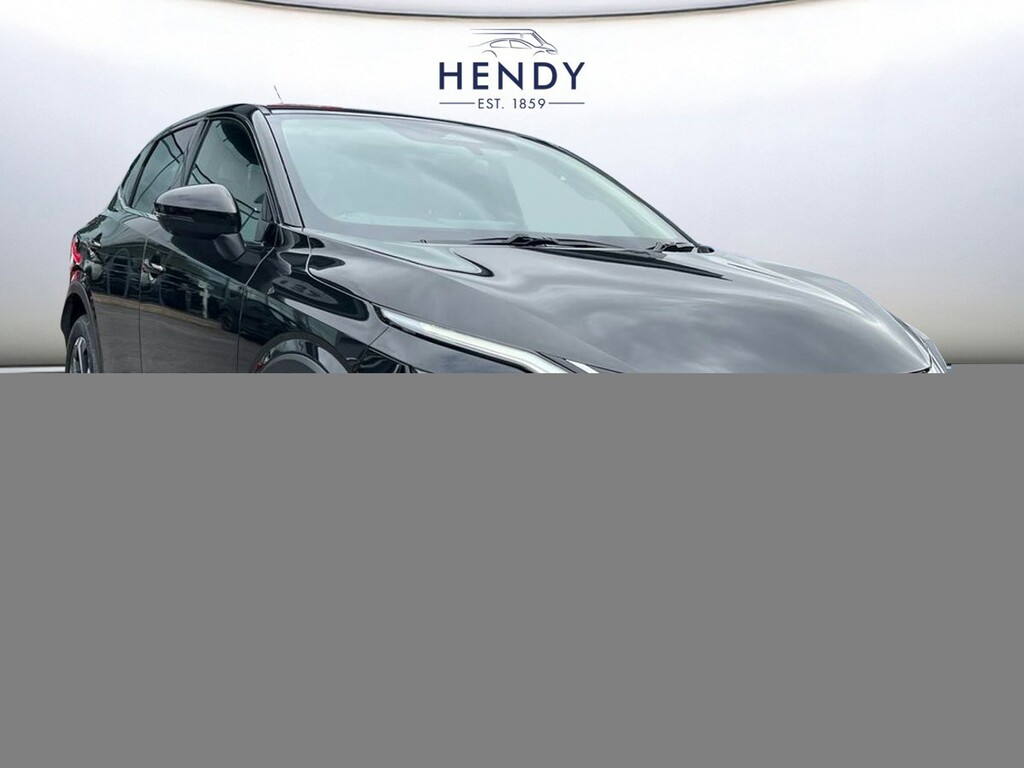 Nissan Qashqai 1.3 Dig-t Mh 158 N-connecta Xtronic Black