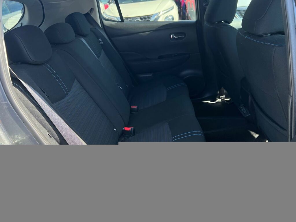 Nissan Leaf 110Kw N-connecta 39Kwh Grey #6