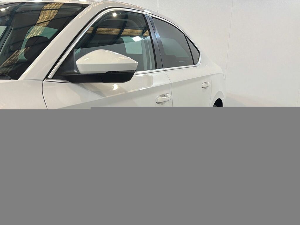 Skoda Superb 1.4 Tsi 150 Se White #5