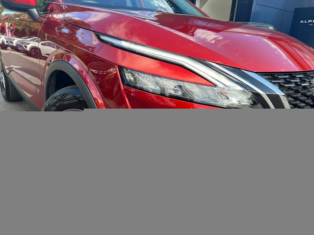 Nissan Qashqai 1.3 Dig-t Mh Acenta Premium Red