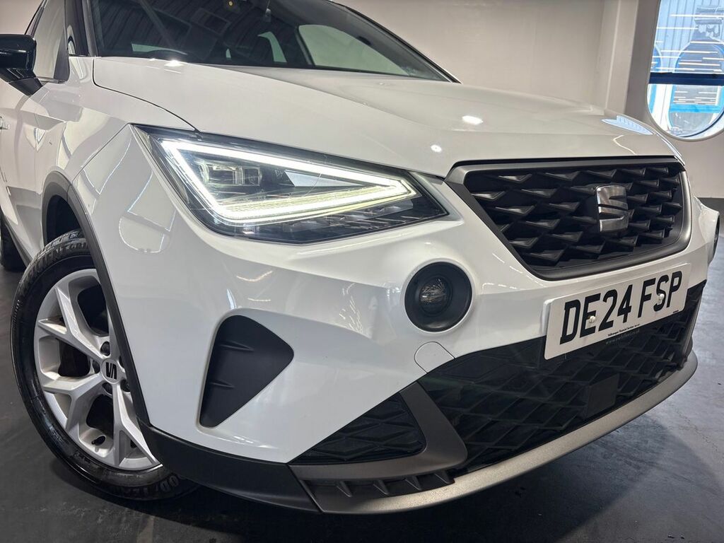 Seat Arona 1.0 Tsi 110 Fr White #4